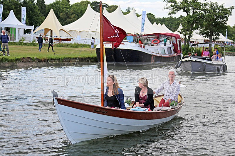140706 WHITE BOAT WT7A0403 - HENLEY ROYAL REGATTA - SUNDAY 6th July 2014