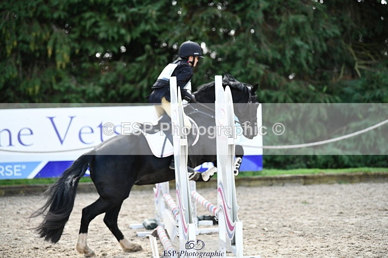 251004A-131302-01195 - Classes 6 & 7 60cm