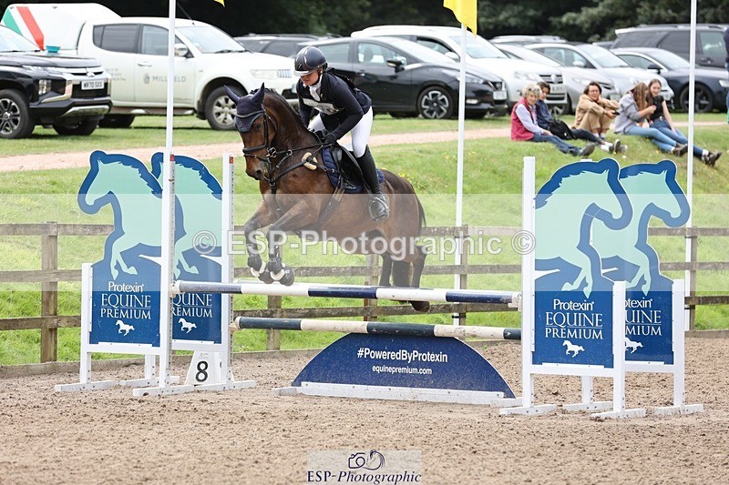 240803-133154-05585 - 170-Lolly_Meyer-LACKAGHMORE_VANDANGO