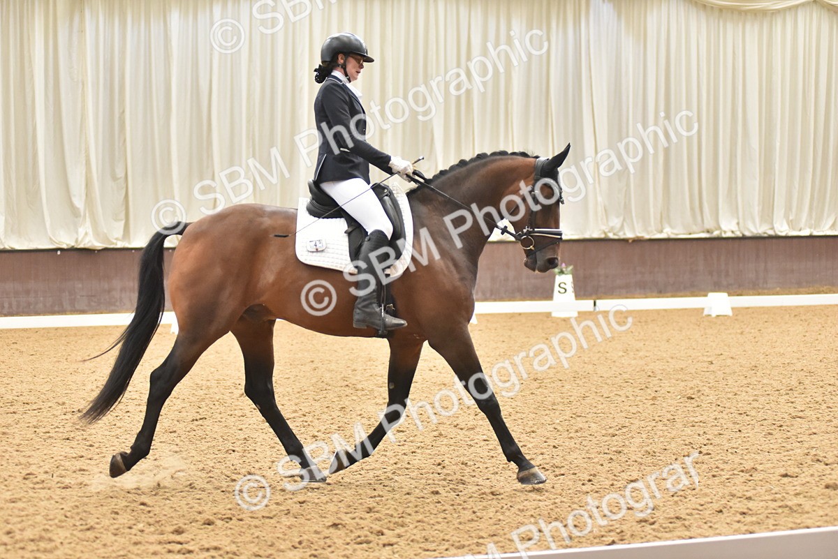 SBM_011001 - Class 8 - Novice 5