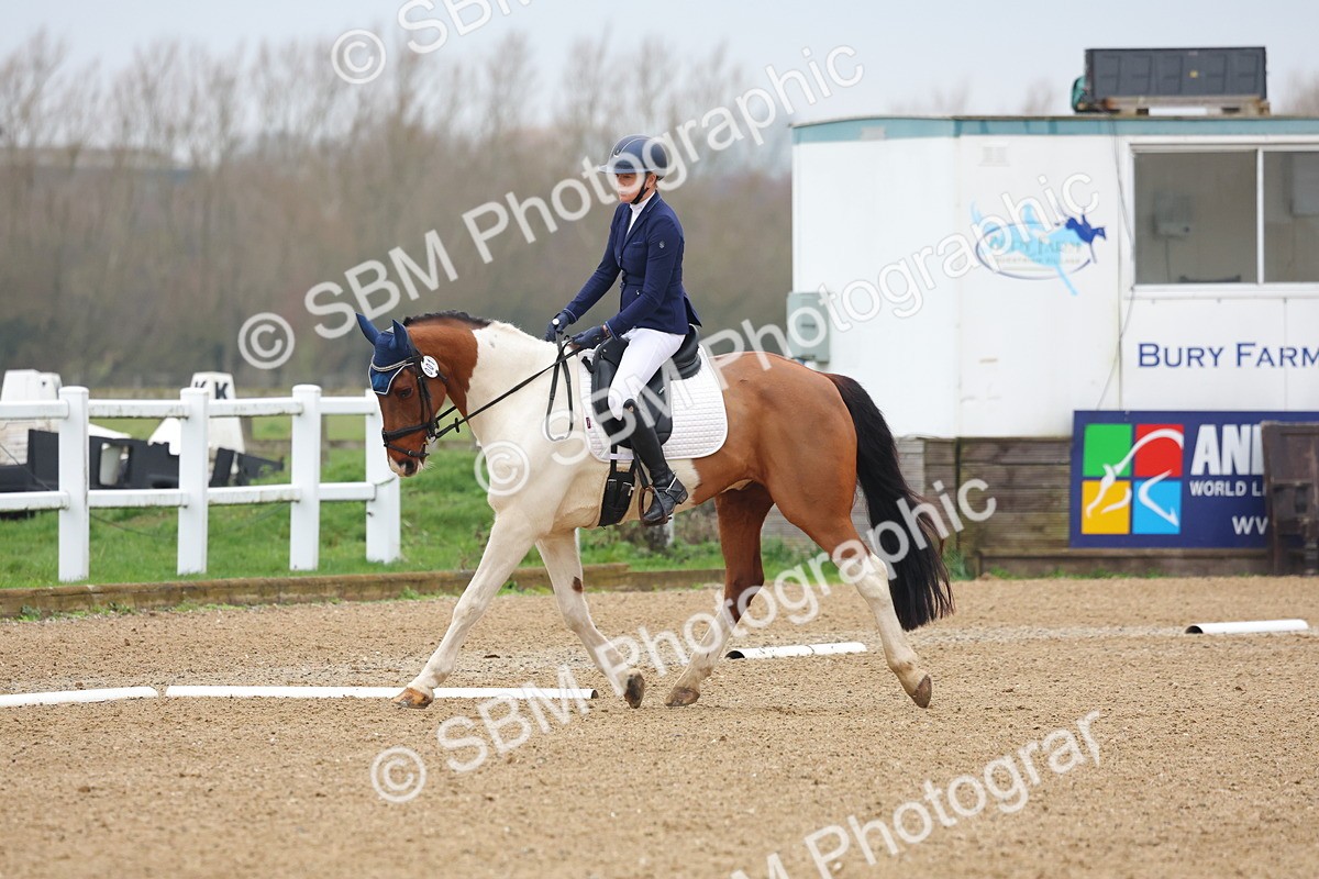 SBM_001201 - Class 8-11 - Novice 2 - Elementary 2