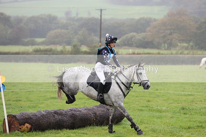 1X9A1722 - Class 2: 70cm: Log