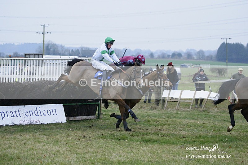 PtP 230122 803 - Cocklebarrow Races - Heythrop Hunt - 23/01/22