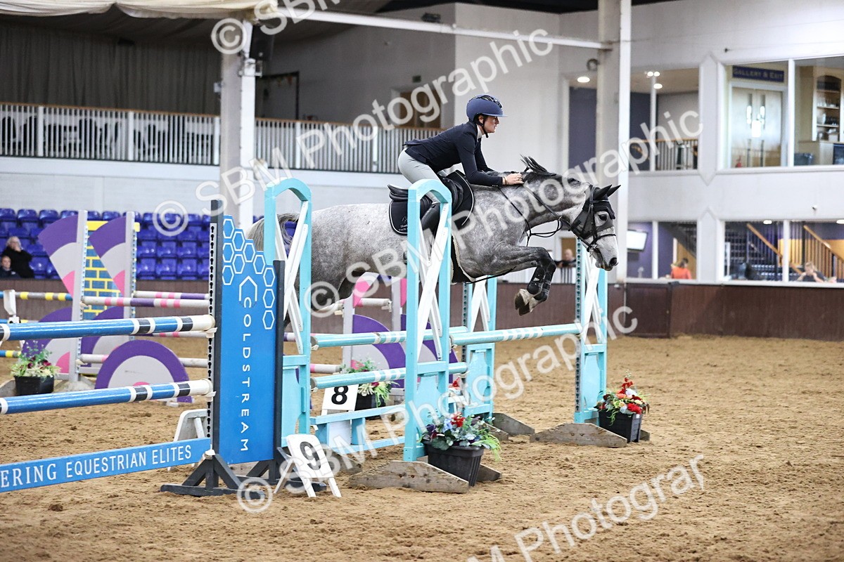 SBM_001874 - Class 4 - Senior Newcomers - 1.10m Open
