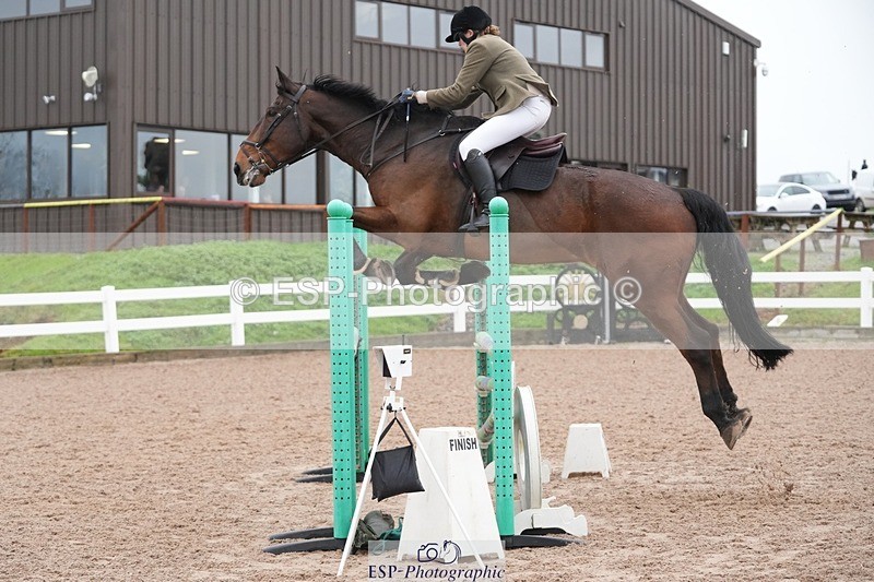 251107-131218-00885 - Cls 5 Newcomers and 1.10m Open