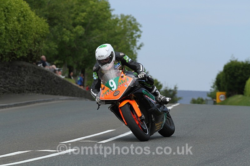 Connor Behan - Bennetts.co.uk Lightweight TT