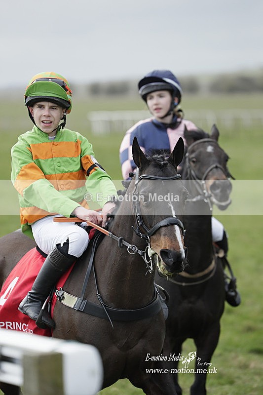 PtP 260323 1058 - New Forest Hounds Point-to-Point Larkhill 26/03/23