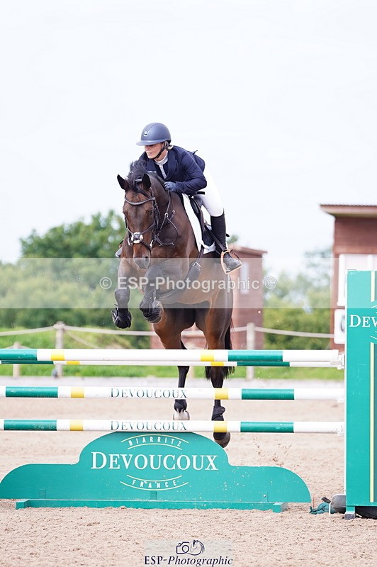 240803A-103504-07238 - Cls 29 Snr Foxhunter