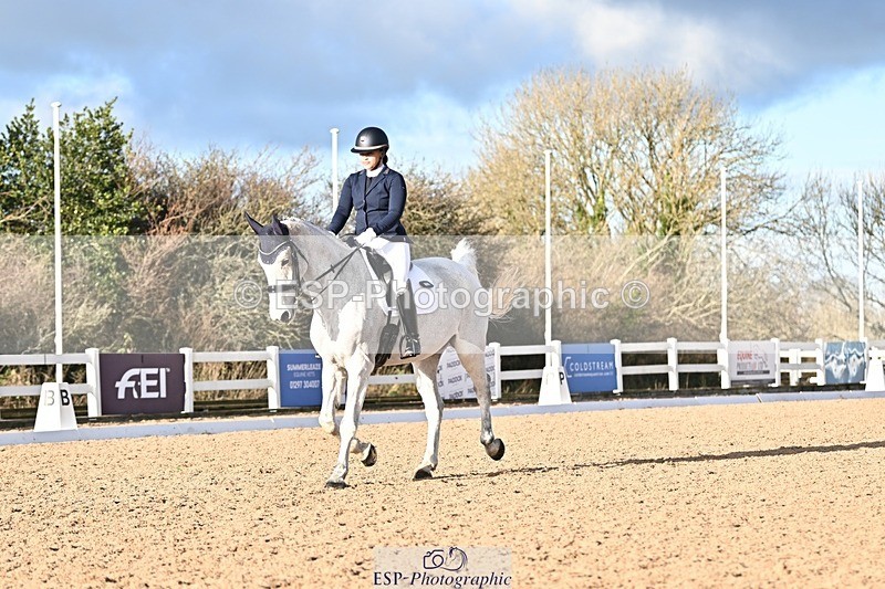 241214-132544-01920 - 162-Layla.Ambersley-Broadbent-Galwaybay.Buddy