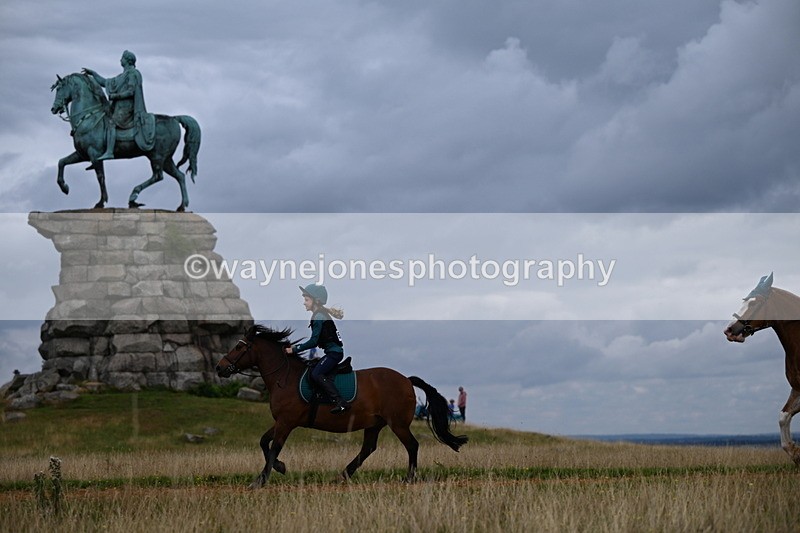 DSC_5175 - Time at Statue 11:10 to 11:42