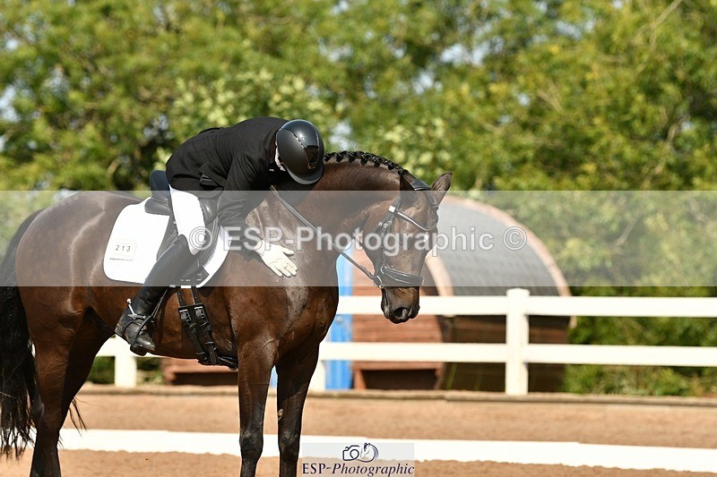 250817-112318-08570 - 213-mrs.nicola.m.NichollsSir.Sherman.Astwood