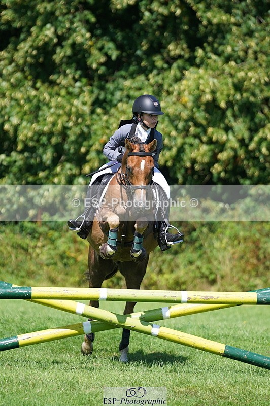 240811A-120416-02785 - 121-