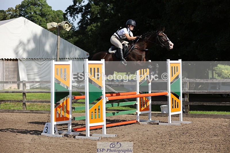 240804-093630-10182 - 403-Alana_Harries-THE_KNIGHT