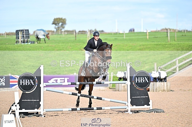 251001-144626-00493 - Cls 6 Foxhunter and 1.20m Open