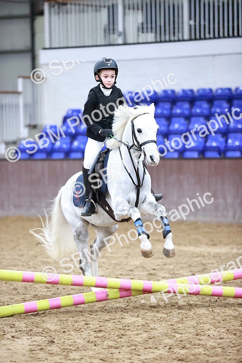 SBM_000200 - Class 1 - Cross Pole Jumping 30cm 40cm