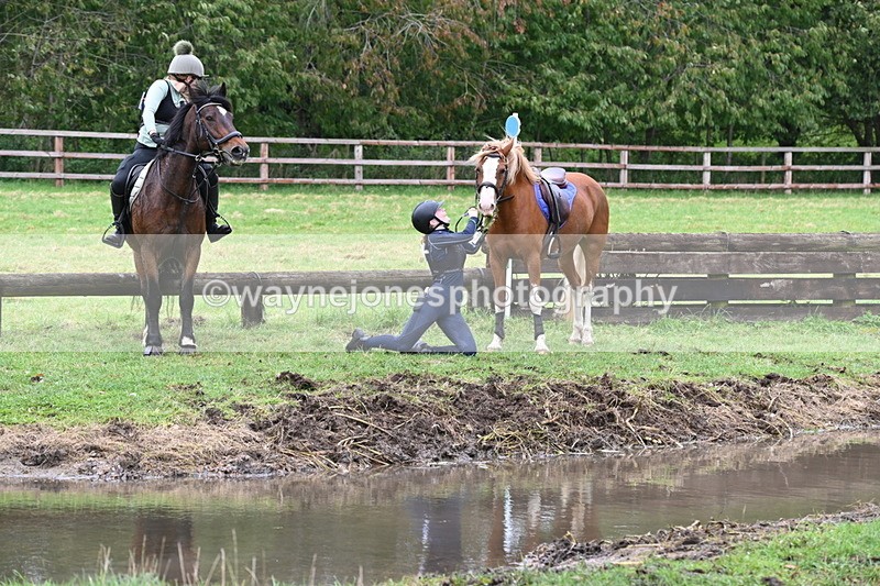 WJ6_5897 - Time at Photographer 12:31 to 12:40