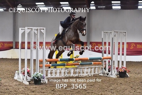 BPP_3565 - SUN CLASS 19 SENIOR  0.85m Amateur Championship Qualifier
