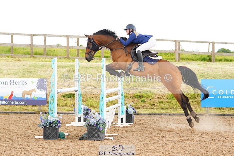 240526A-112854-07807 - Cls 26 Chard Equ 1.05m and 1.10m Grand Prix