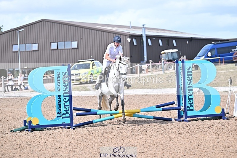 250826-143213-00002 - Clear Round and 60cm