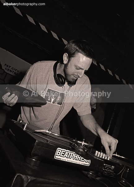 2 jon k - Friends-&-Family @ the-roadhouse 19.03.04