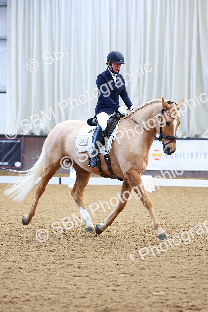 SBM_001221 - Class 18-15-16-22 - Elementary 5 Novice 5-Novice 6