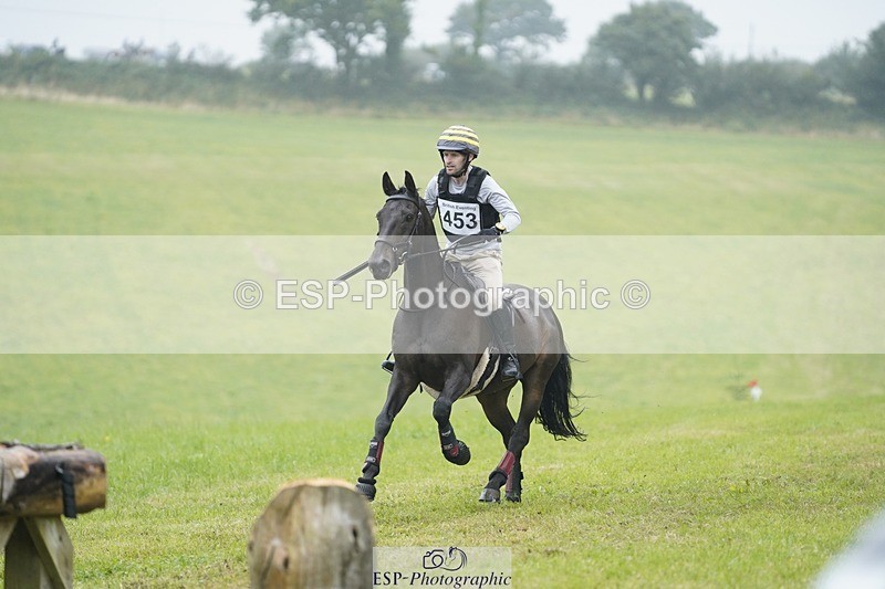 240901A-105346-05871 - 453-Alex.Jupp-CARRY.ON.REGARDLESS