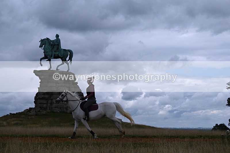 DSC_7407 - Time at Statue 13:16 to 13:52