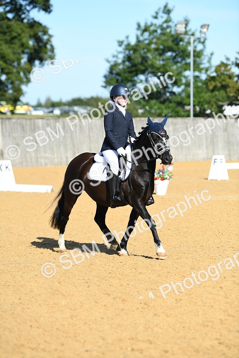 SBM_16297 - D4 - Small Tour Championship - Intro B