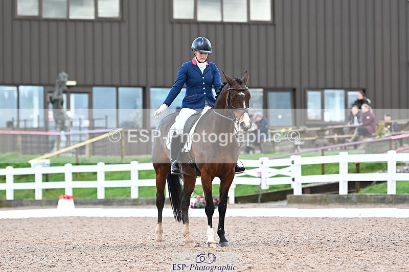 240218A-105132-06226 - 207-Charlotte.Dicker-Time.to.Fly.II