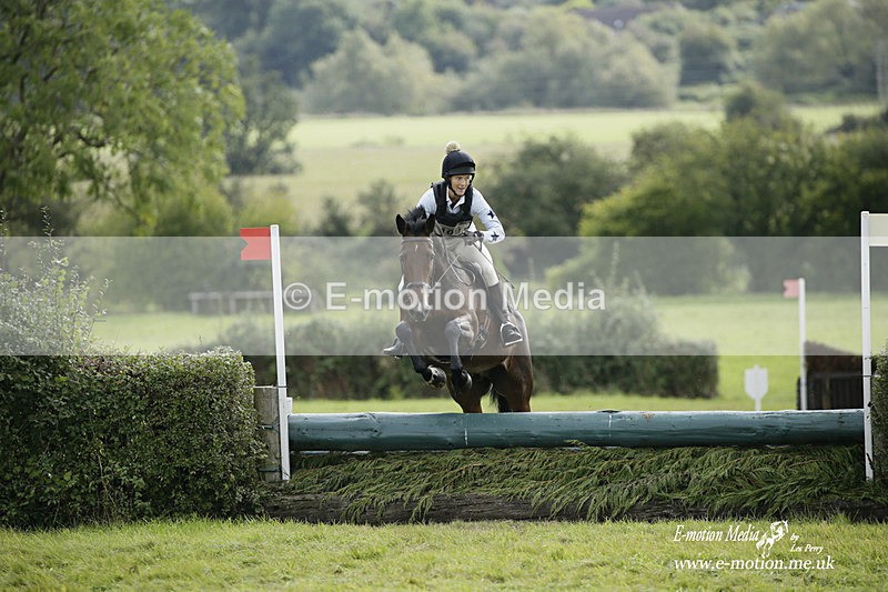  WWHT 031021 3195 - Intermediate (0.90m)  03/10/21