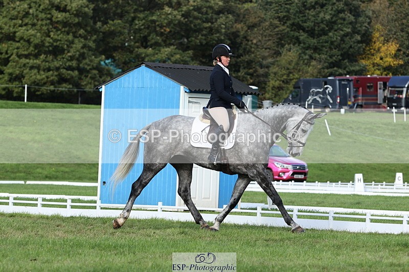 251024A-121704-10147 - D-360-Hannah.Norvill