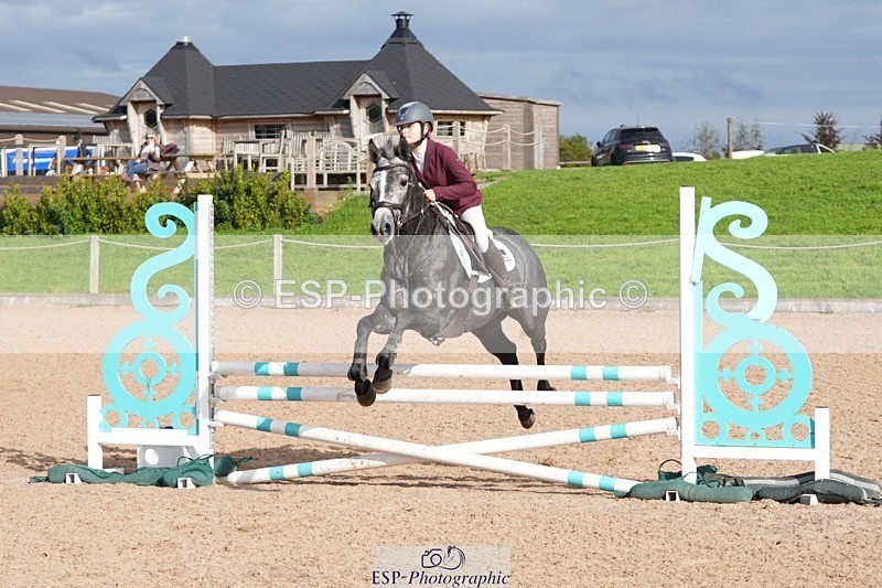 250921-100132-02085 - Cls 4 Pony British Novice and 80cm