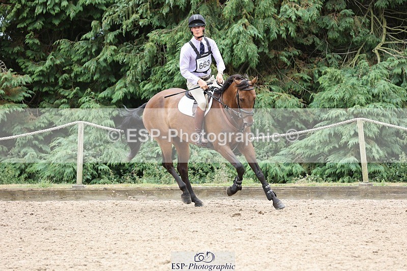 250803A-141001-14555 - O-663-William.Fox-Pitt-GRANSTOWN.STAR.LOVE