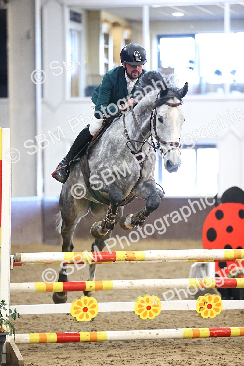 SBM_003832_Class 14 - Senior British Novice - 90cm - Customer Cart - Baylee