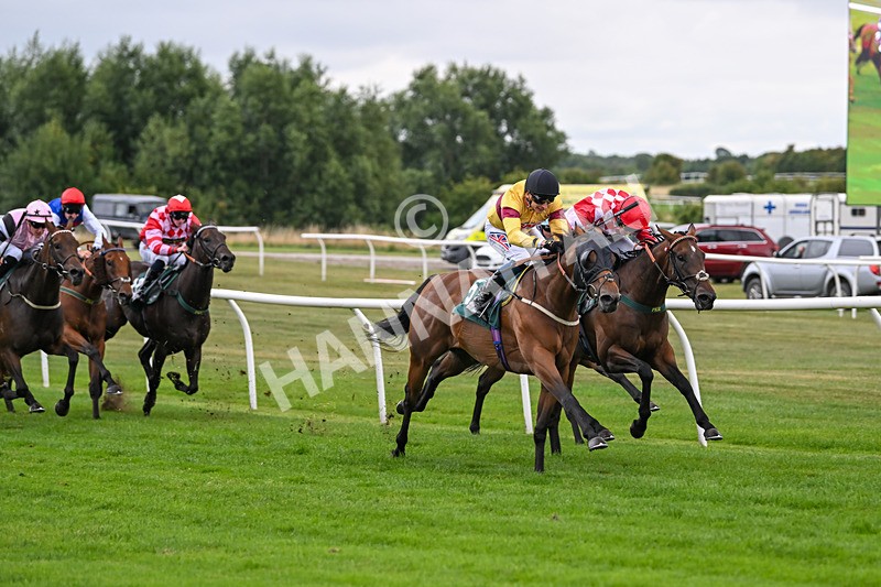 180825-Race 3-Flowstate-8510 - Race 3