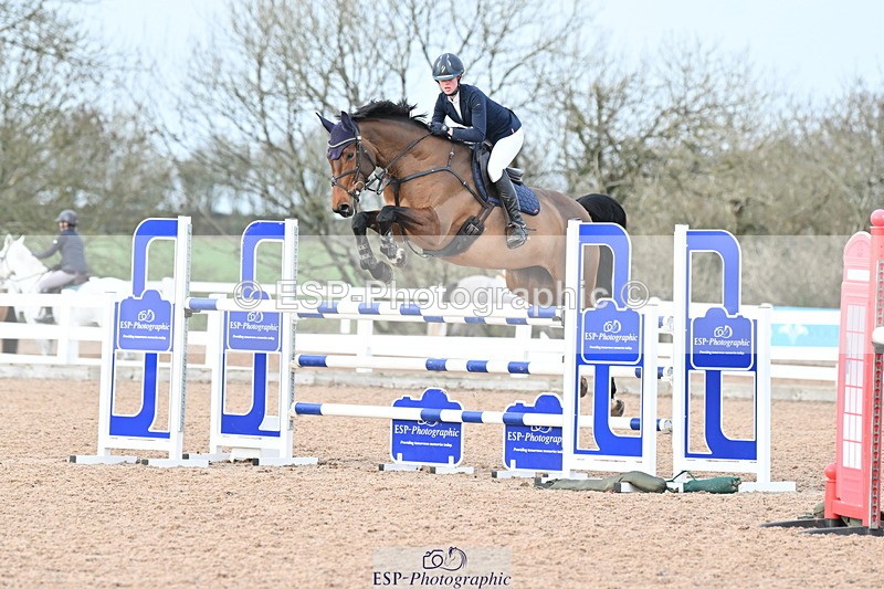 231208A-133342-00939 - Cls 6 Foxhunter & 1.20m Open