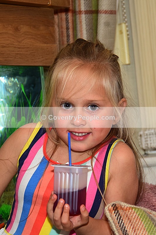 LEE-099 - Lee's 30th