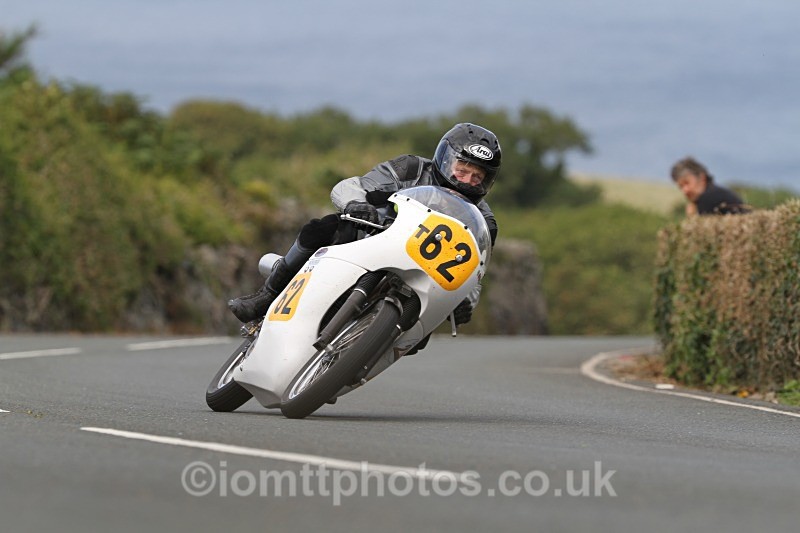 FOM_9662 - Bennetts 500cc Classic TT Race