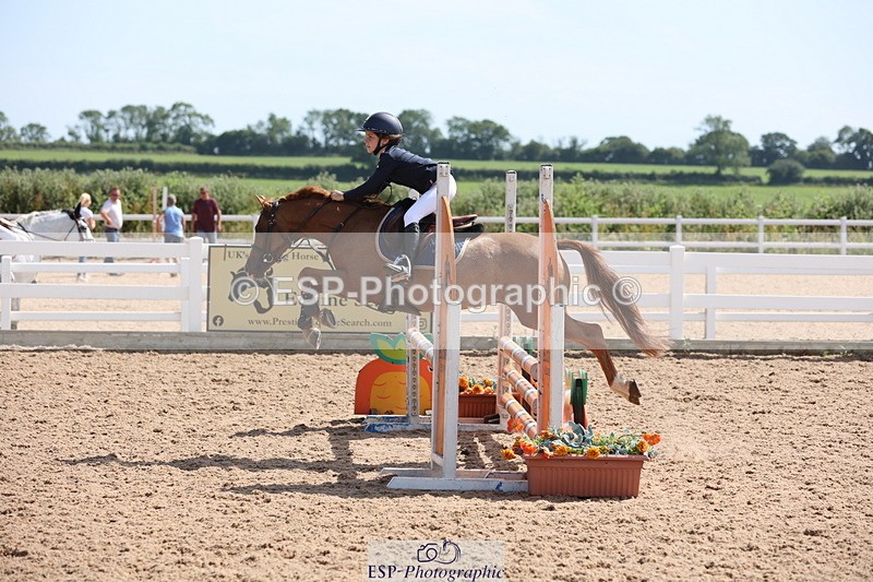 240629A-160824-07916 - Cls 13 Stepping Stones 128cm + 138cm