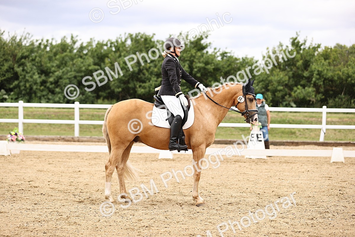 SBM_002106 - Class 2 - Novice 4 - 10.36-11.39