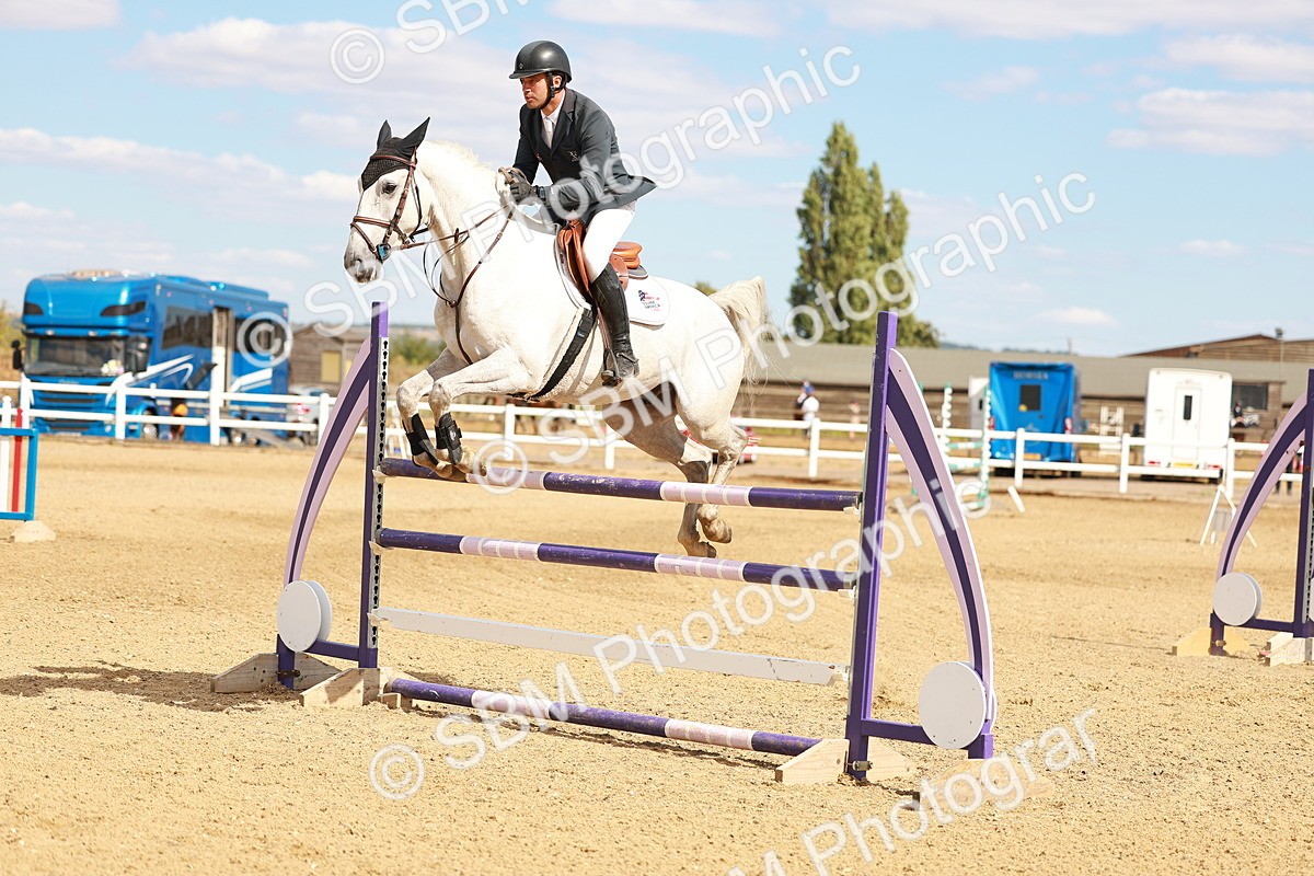 SBM_007357 - Class 5 - Senior British Foxhunter - 1.20m