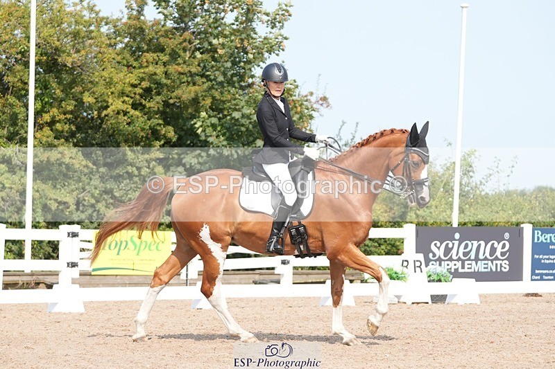 250817-103946-08112 - 150-Laima.DaviesRomero