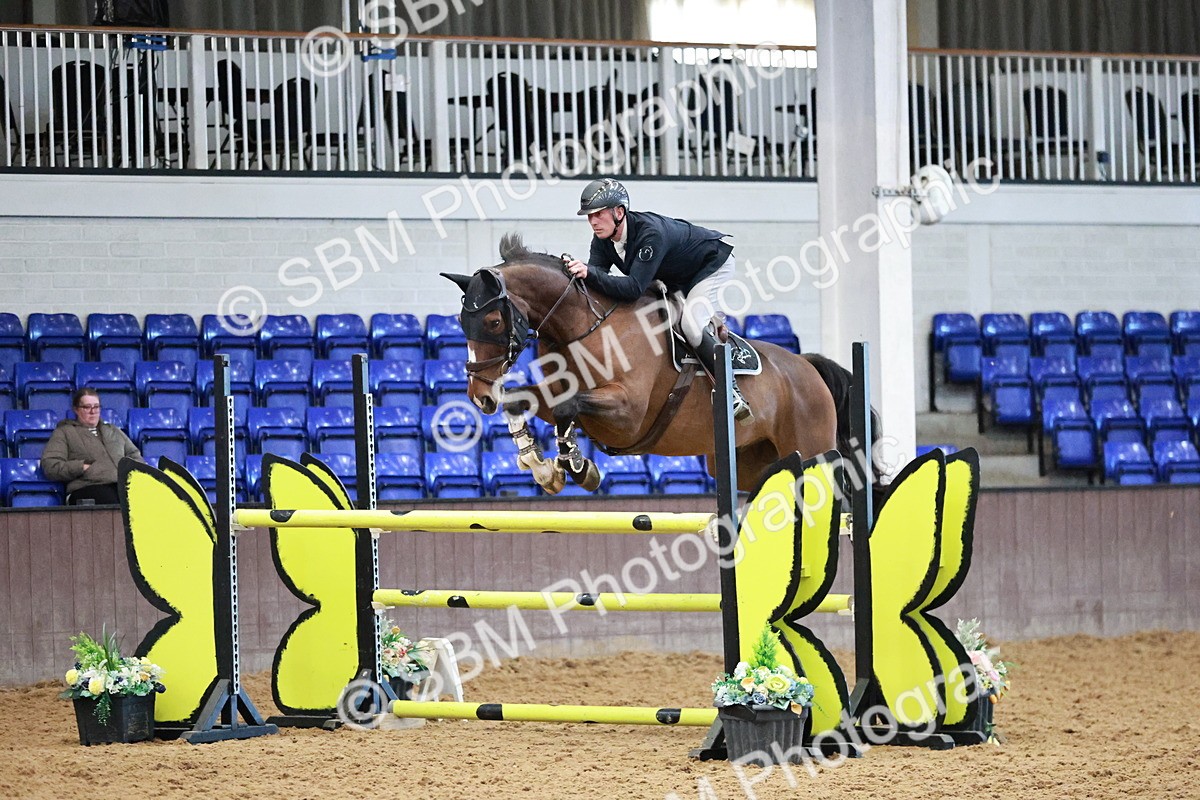 SBM_001940 - Class 5 - Senior Foxhunter 1.20m