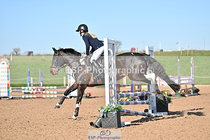 250401-170542-00265 - 70cm classes