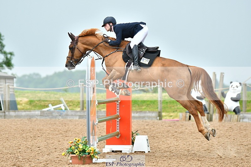 230610A-135407-03659_Cls 16 Foxhunter - 079-891-4157