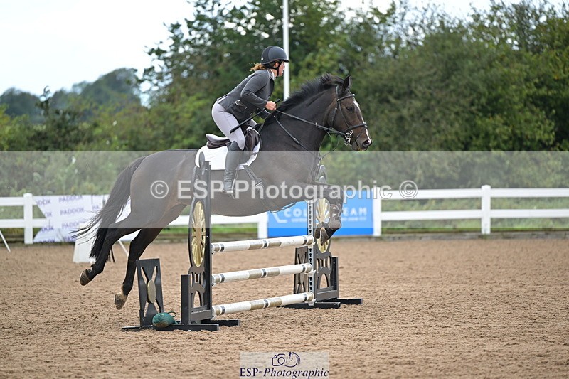 240925A-104312-00104 - Cls 1 British Novice and 90cm Open