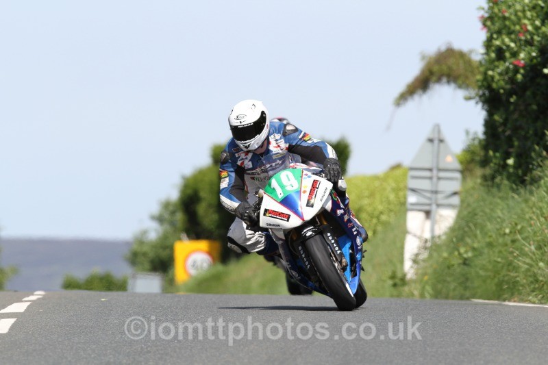 Colin Stephenson Kawasaki / C S Racing - Bikenation Lightweight TT