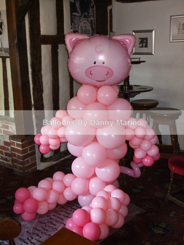 Pig Sculpture - Balloon Sculptures