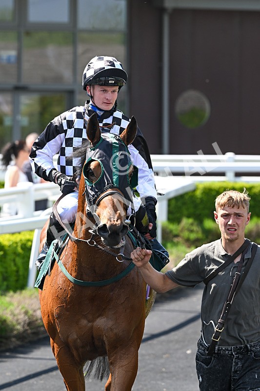 120525-Race 1-Sir Garfield-8160 - Race 1