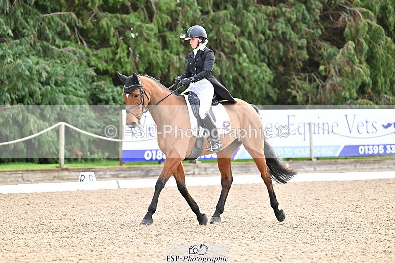 251023A-111427-01181 - C-227-Tarka.Abraham